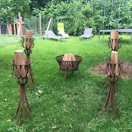 شقة Gemutliche Auf Dem Ziegenhof لمغو